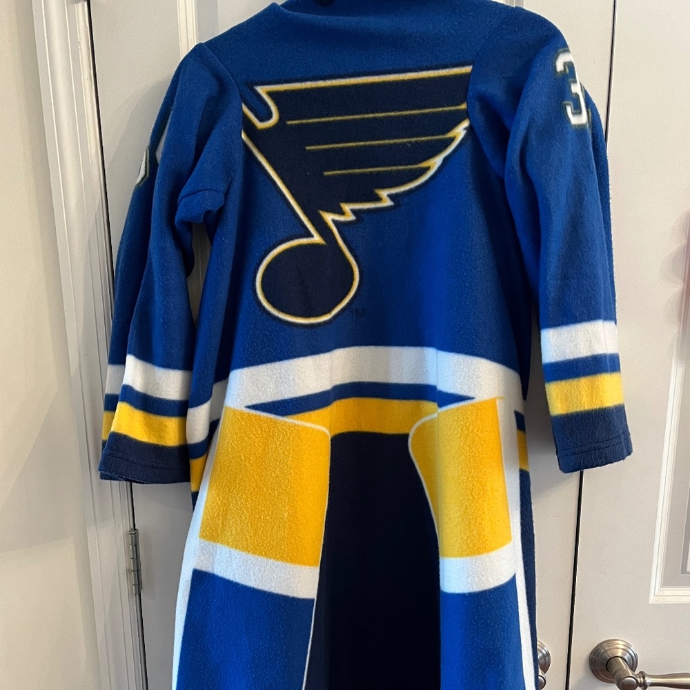Youth Size Snuggie St. Louis Blues Goalie Number 34